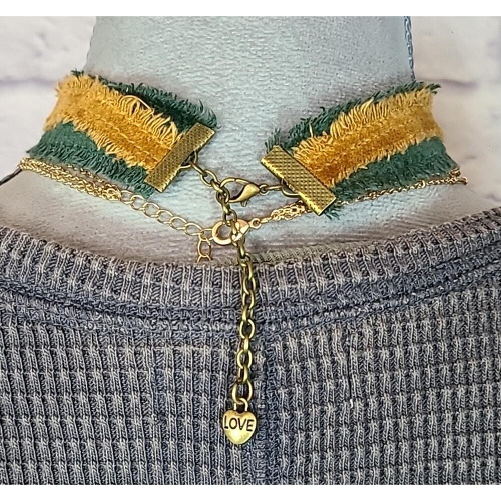Handmade Rustic Boho Button Choker Necklace - Picture 4 of 5
